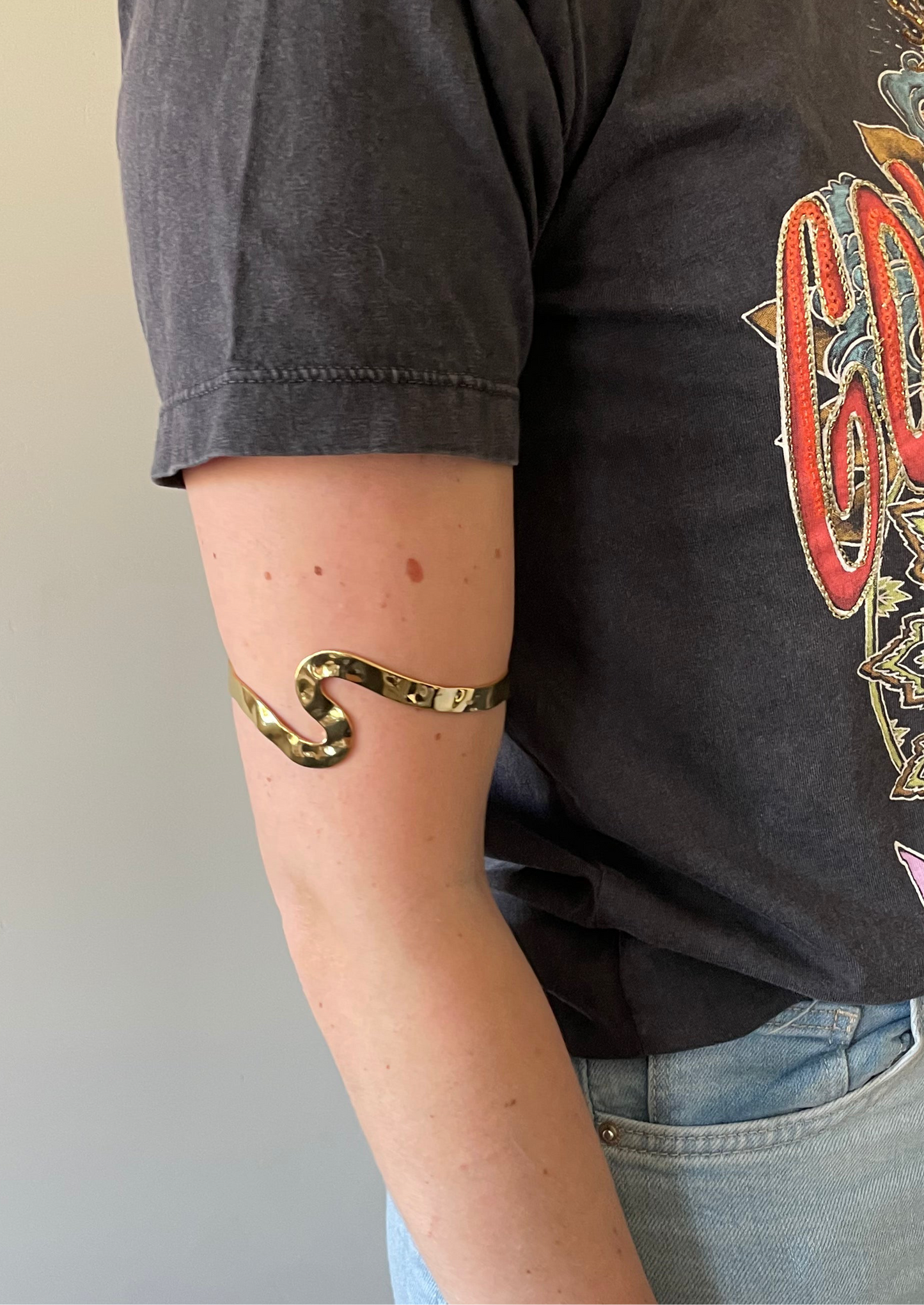 Bovenarm sieraad bangle