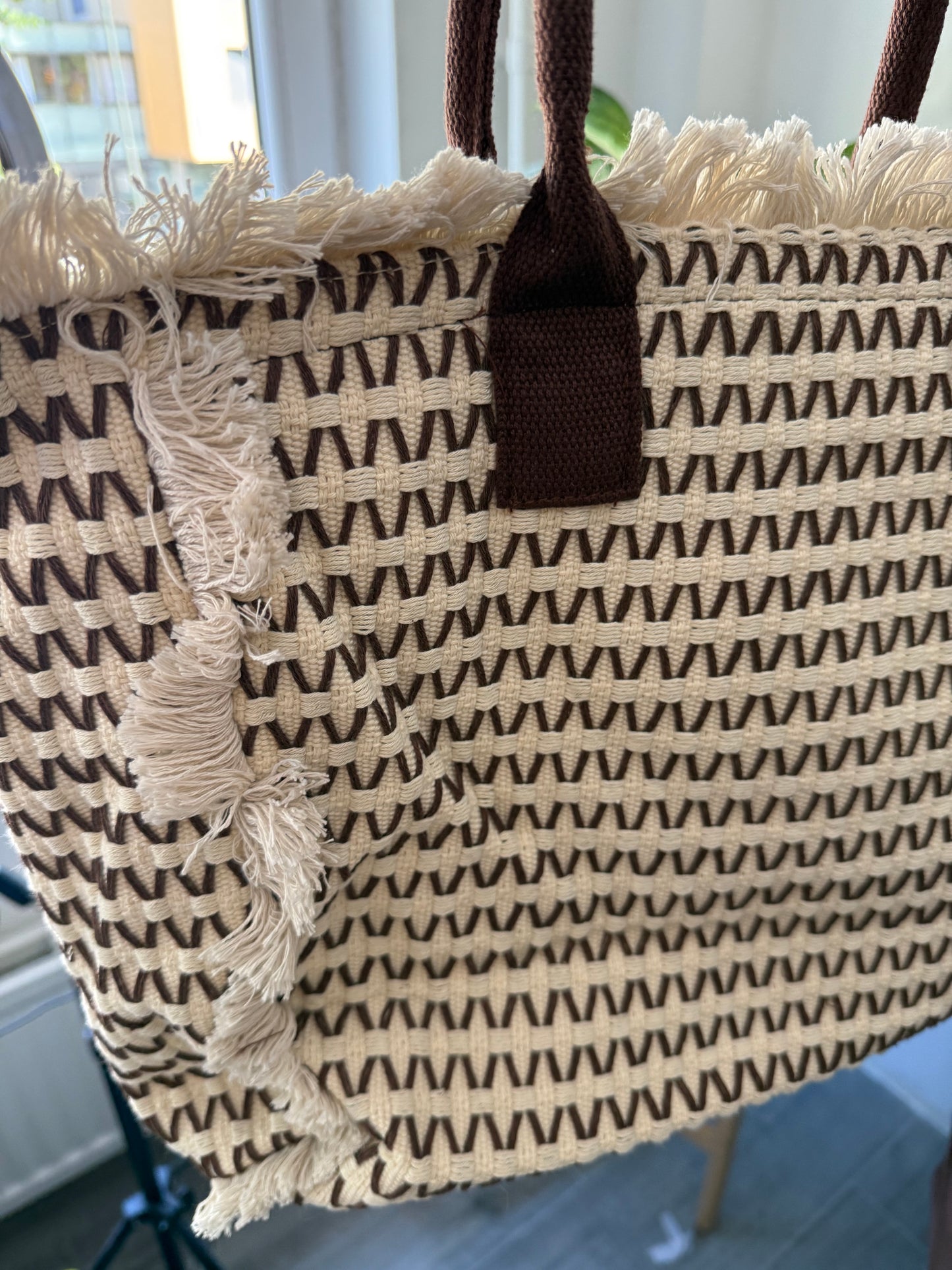 Trendy shopper
